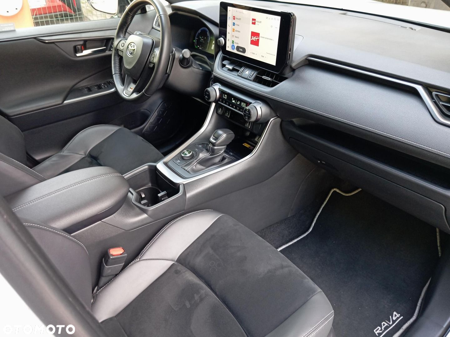 Toyota RAV4 - 12