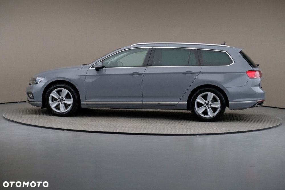 Volkswagen Passat Variant 2.0 TSI Elegance DSG - 4