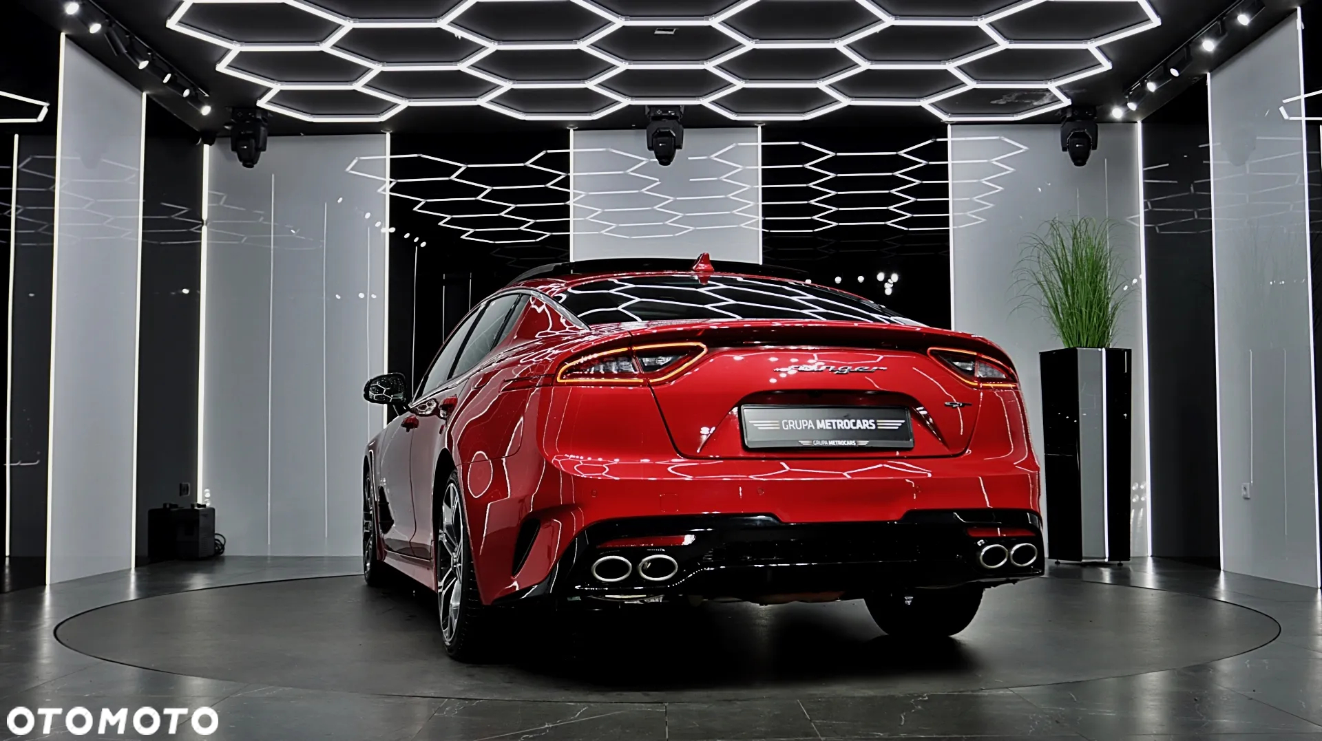 Kia Stinger 3.3 T-GDI V6 GT AWD - 8