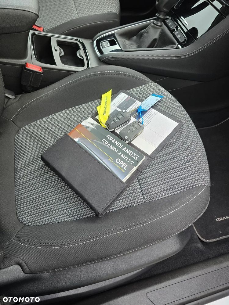 Opel Grandland X 1.2 Start/Stop 2020 - 23