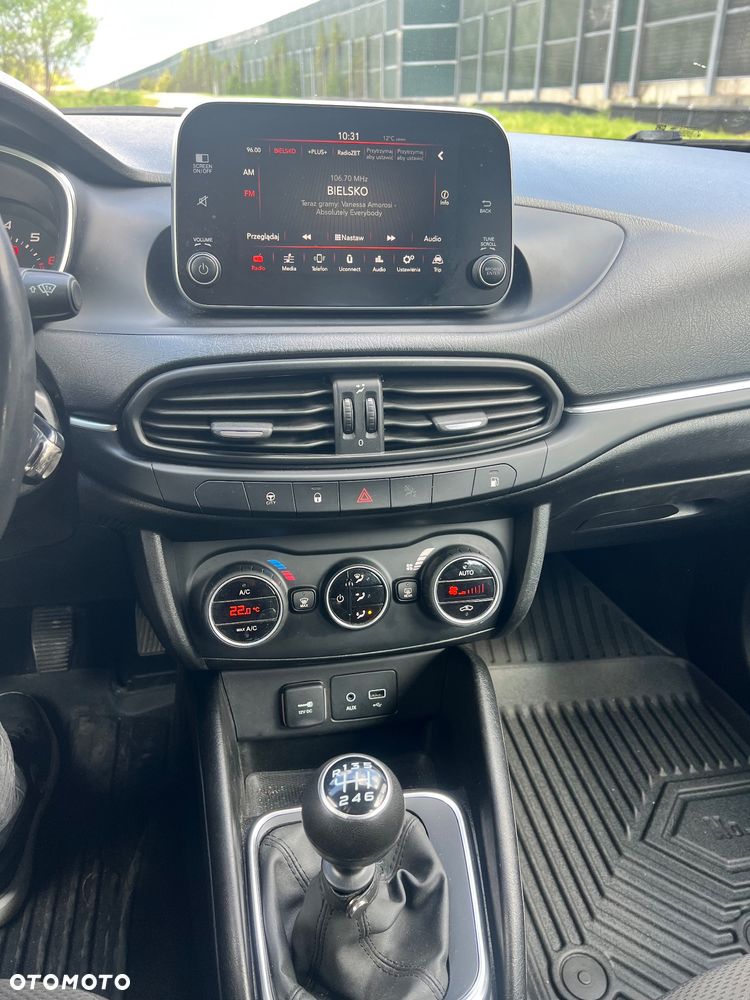 Fiat Tipo 1.4 T-Jet 16v Lounge EU6 - 10