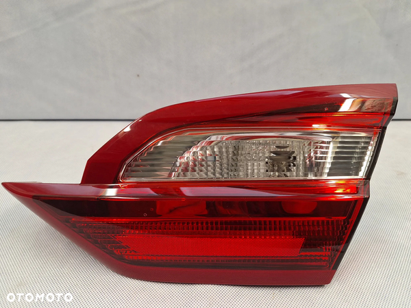 Ford Fiesta Mk8 lampa prawa tył H1BB13A602AH