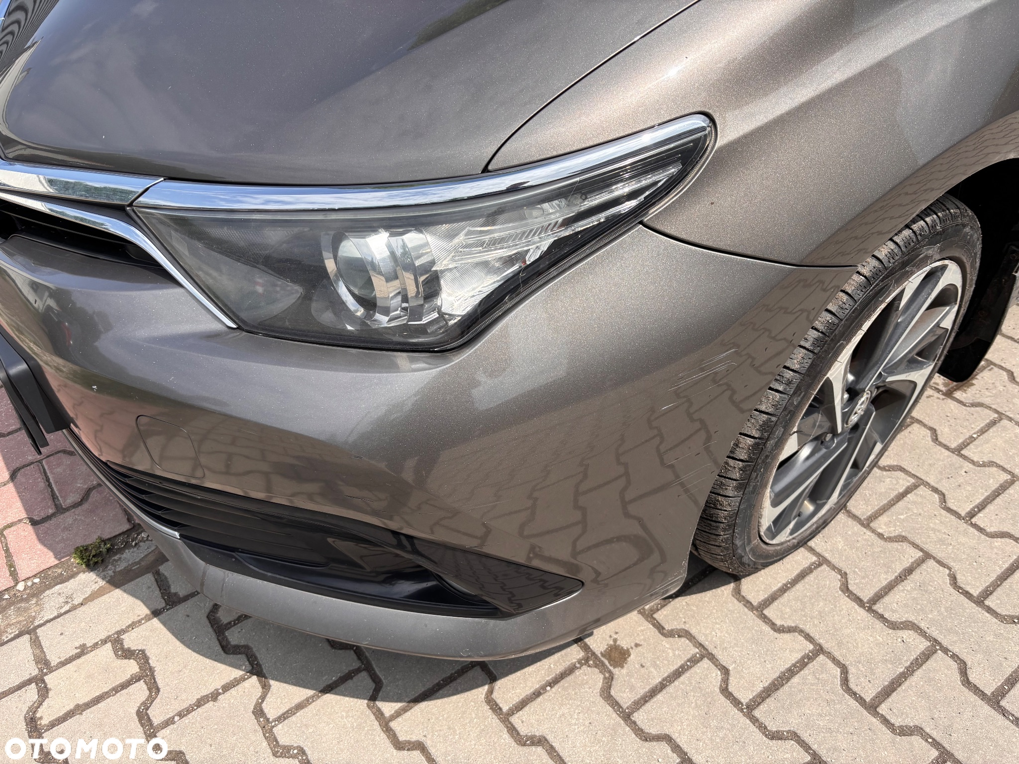 Toyota Auris - 5