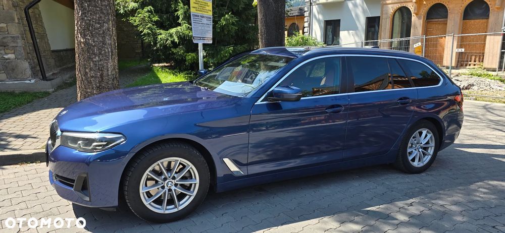 BMW Seria 5 518d Luxury Line sport - 28