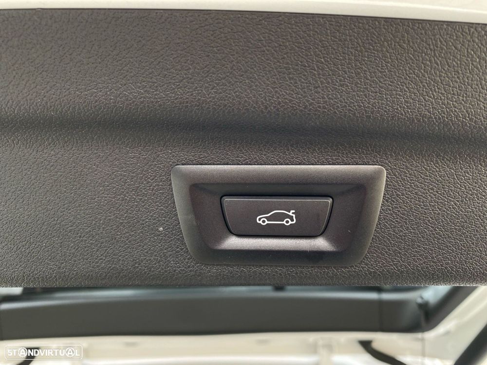 BMW 225xe Active Tourer e xDrive - 19