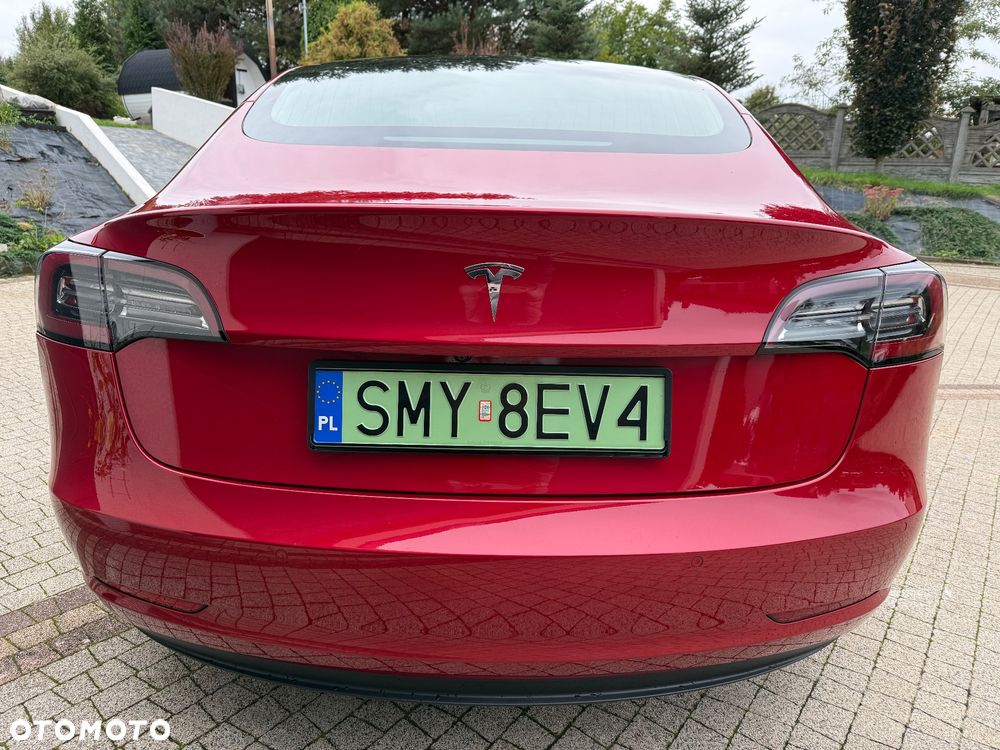 Tesla Model 3 - 12