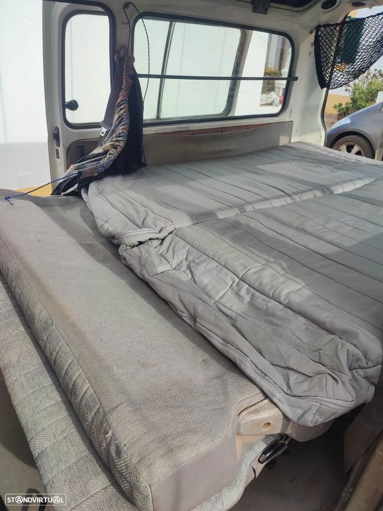 Mitsubishi L400 2.5 TD GL - 12