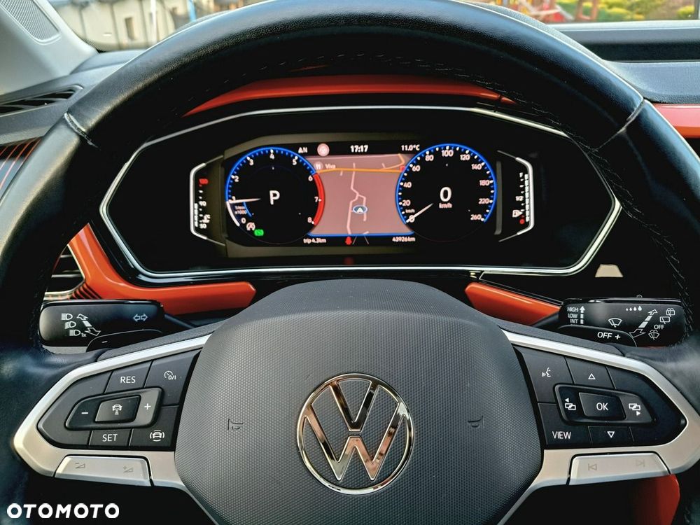 Volkswagen T-Cross - 16