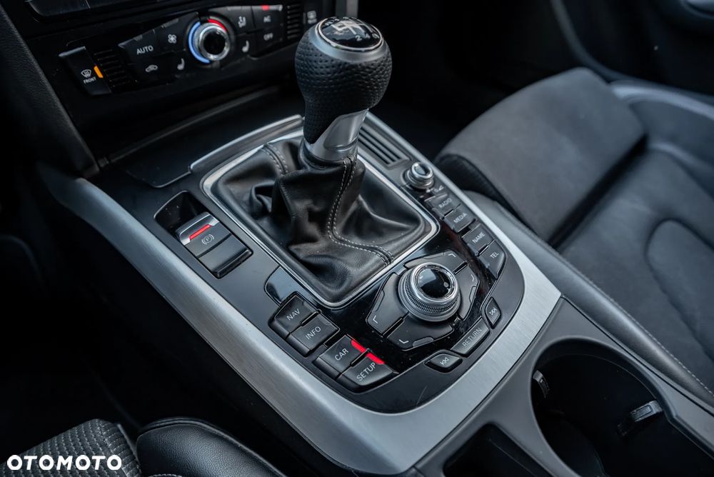 Audi A4 3.0 TDI DPF S line Sportpaket - 37