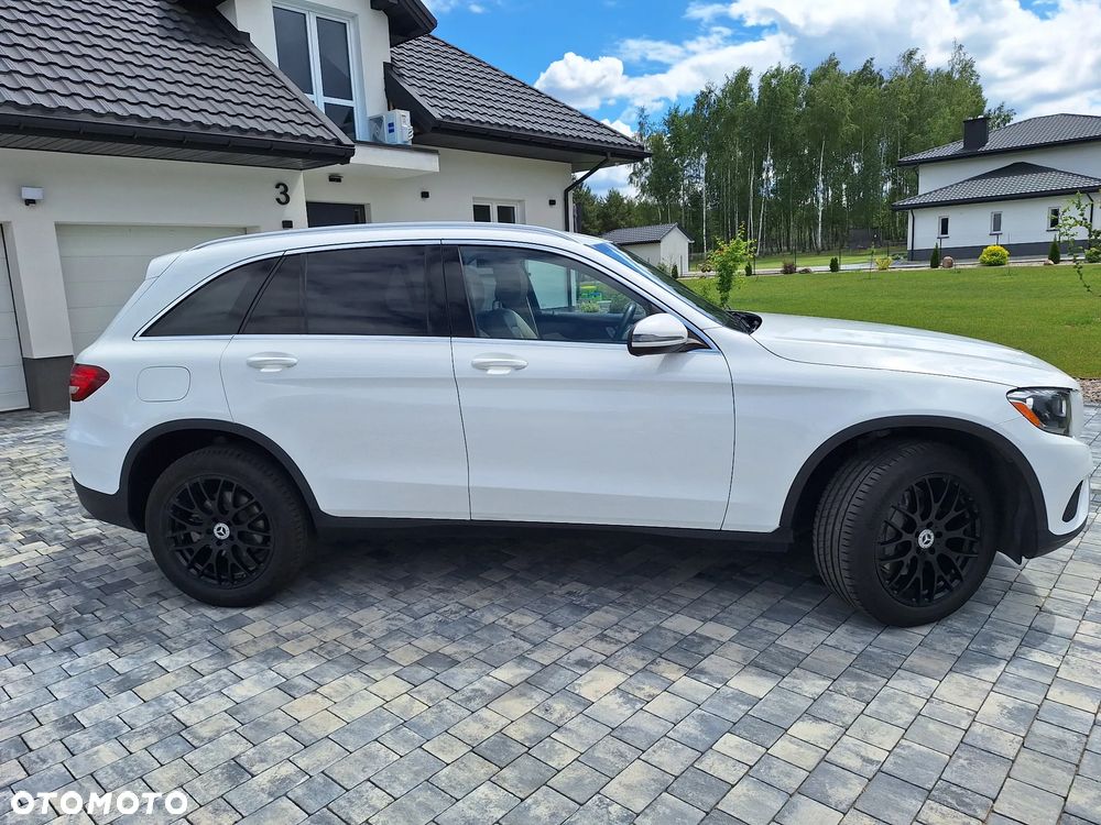 Mercedes-Benz GLC - 2