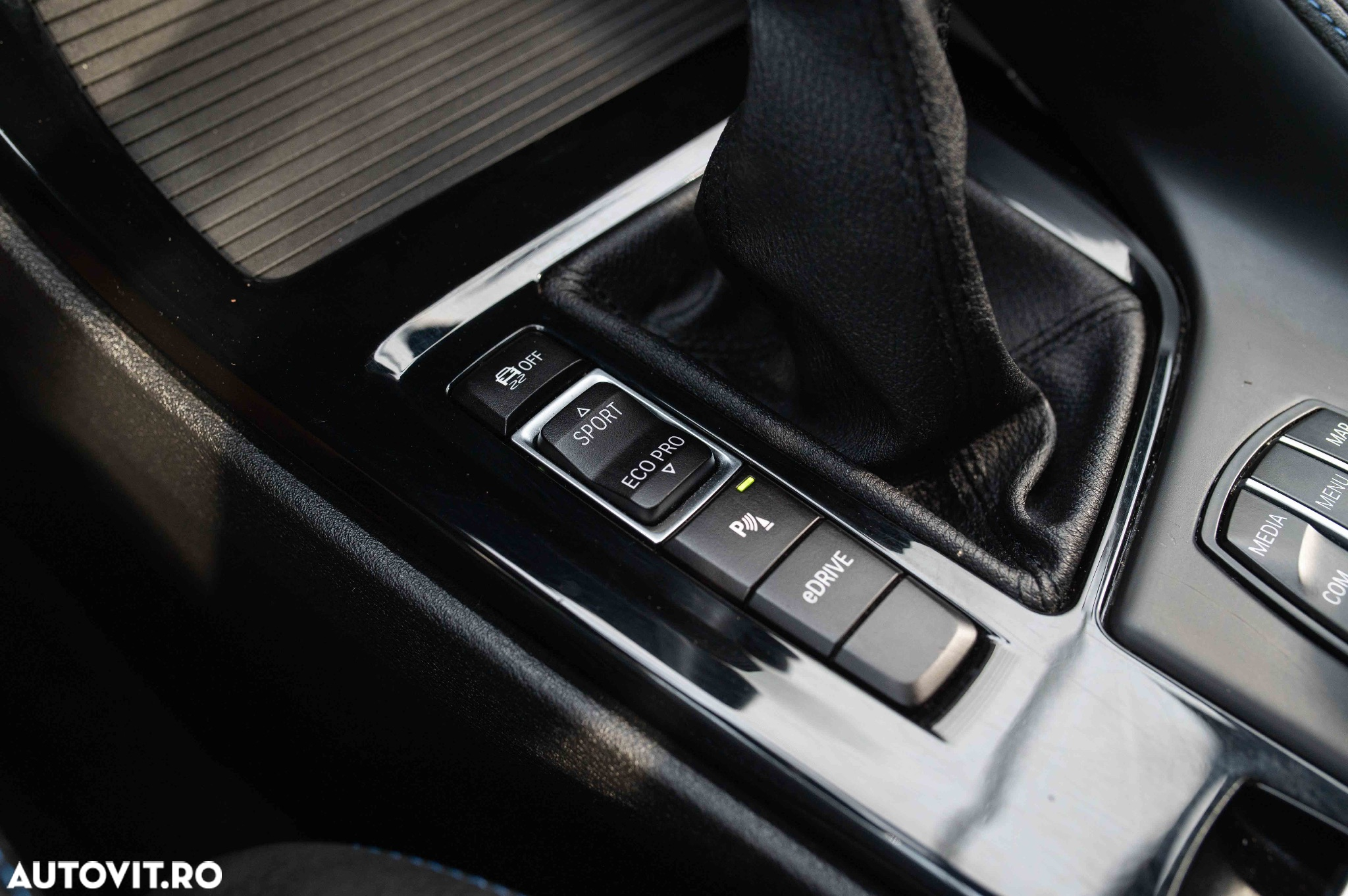 BMW X1 xDrive25e AT PHEV - 24