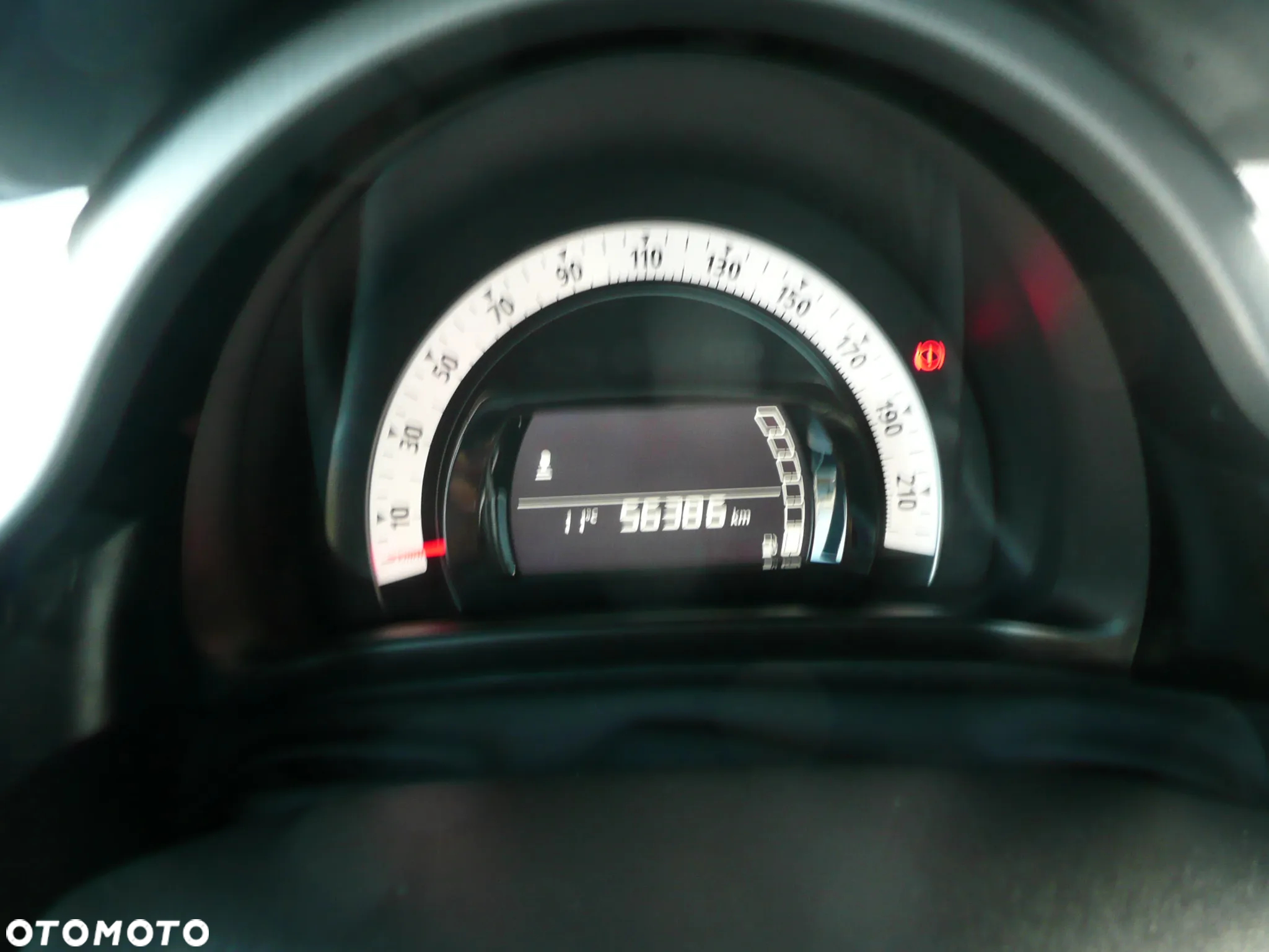 Renault Twingo Energy TCe 110 GT - 32