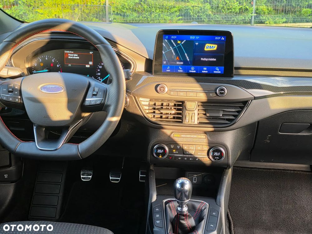Ford Focus 1.0 EcoBoost ST-Line - 11