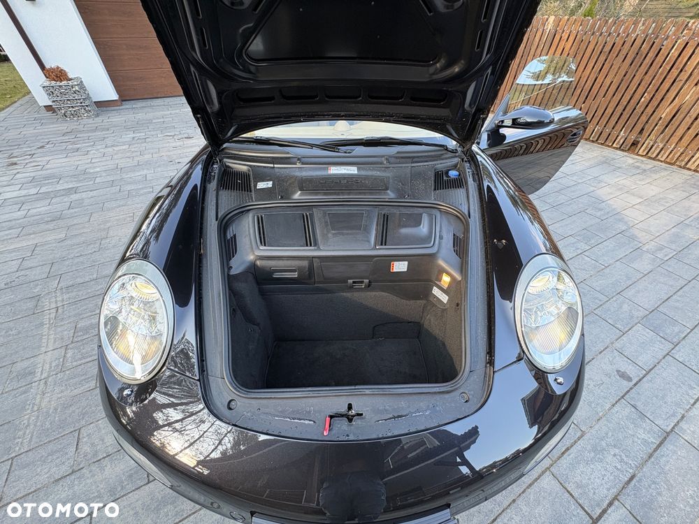 Porsche 911 Carrera 4 S Tiptronic - 18