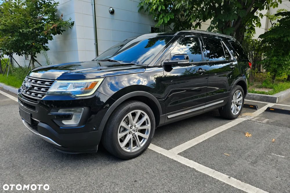 Ford Explorer - 2
