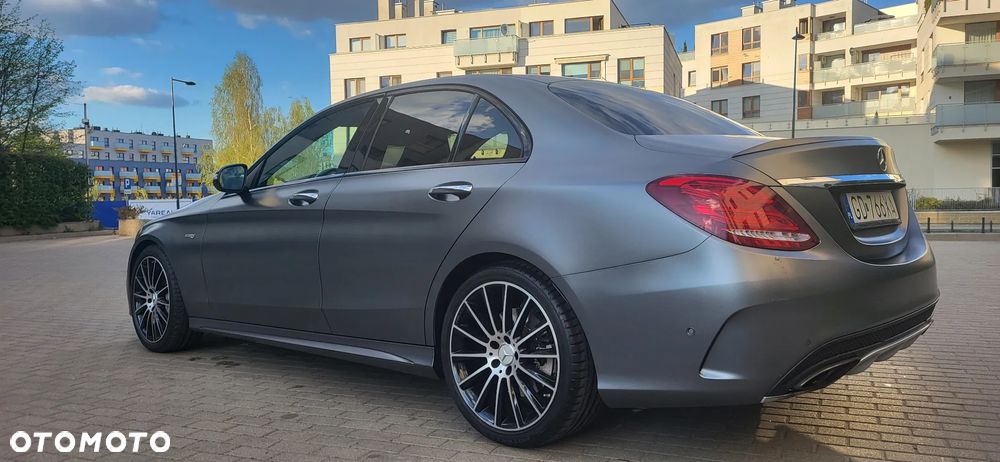Mercedes-Benz Klasa C AMG 43 4-Matic - 9