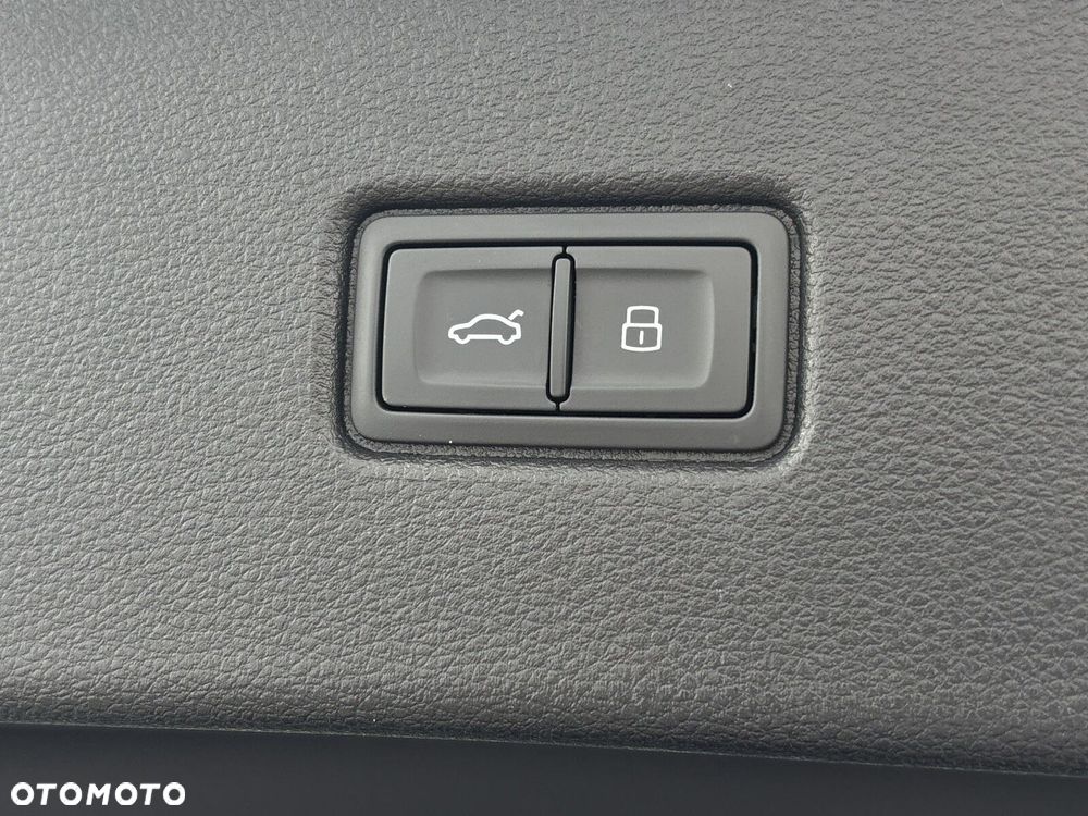 Audi Q5 Sportback - 29