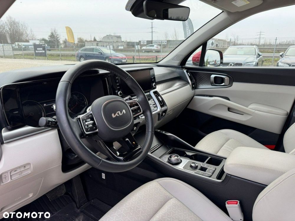 Kia Sorento - 10