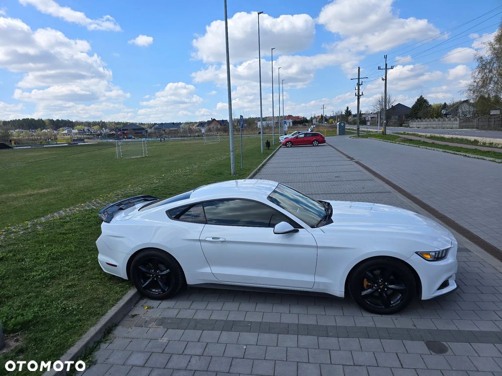 Ford Mustang 3.7 V6 - 9