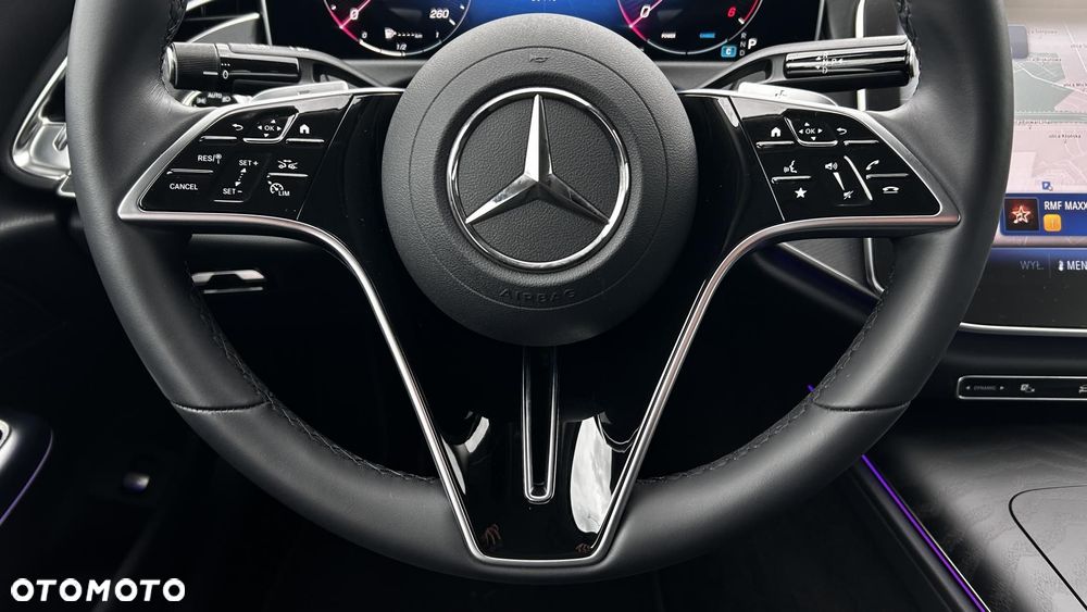 Mercedes-Benz Klasa E - 15