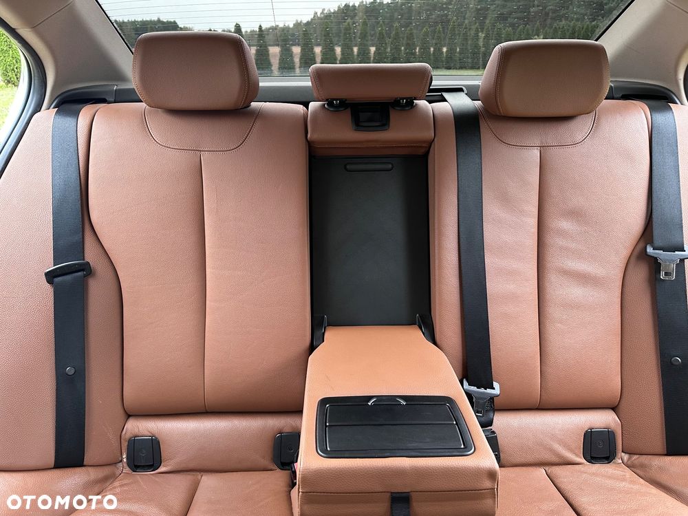 BMW Seria 3 320d Efficient Dynamic Edition Luxury Line - 23