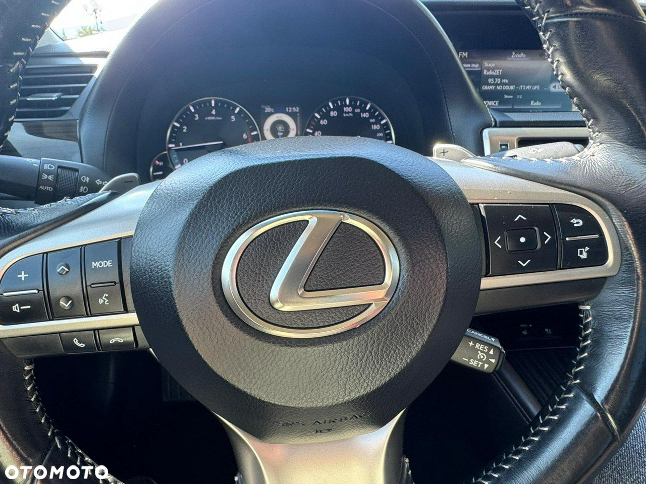 Lexus GS - 15