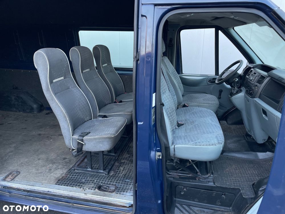 Ford Transit - 6
