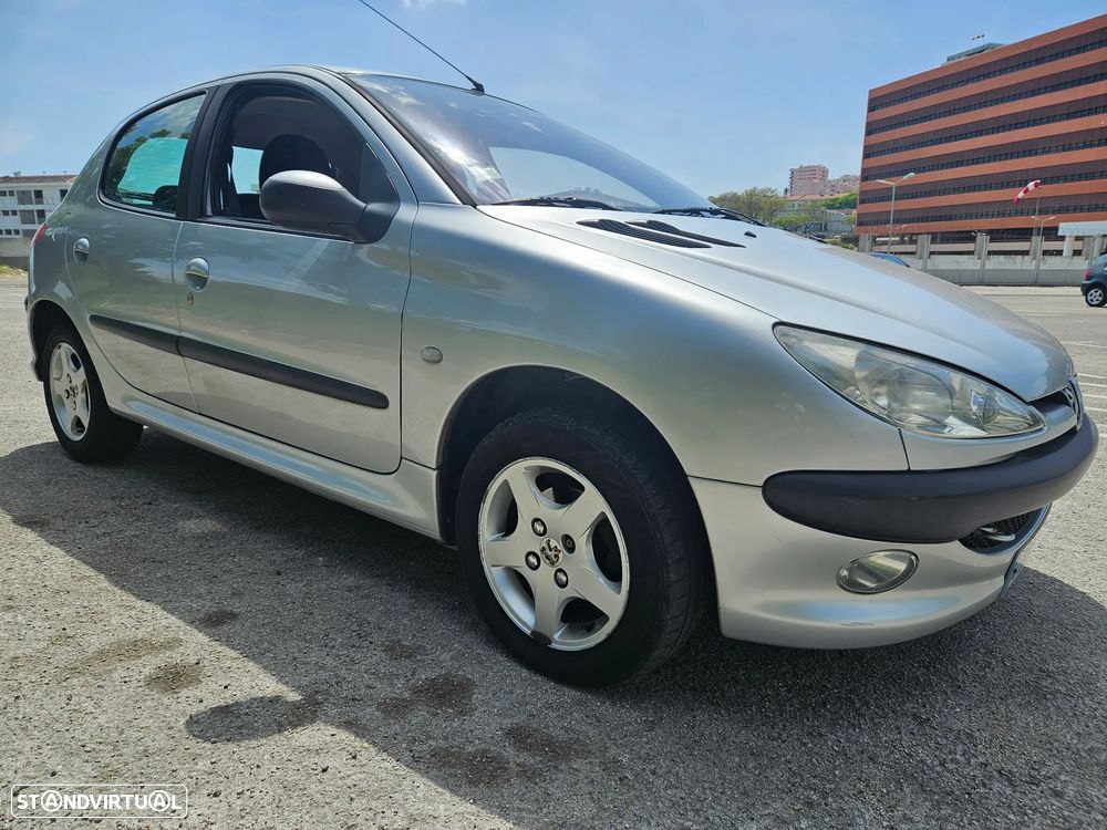 Peugeot 206 1.1 XR - 2
