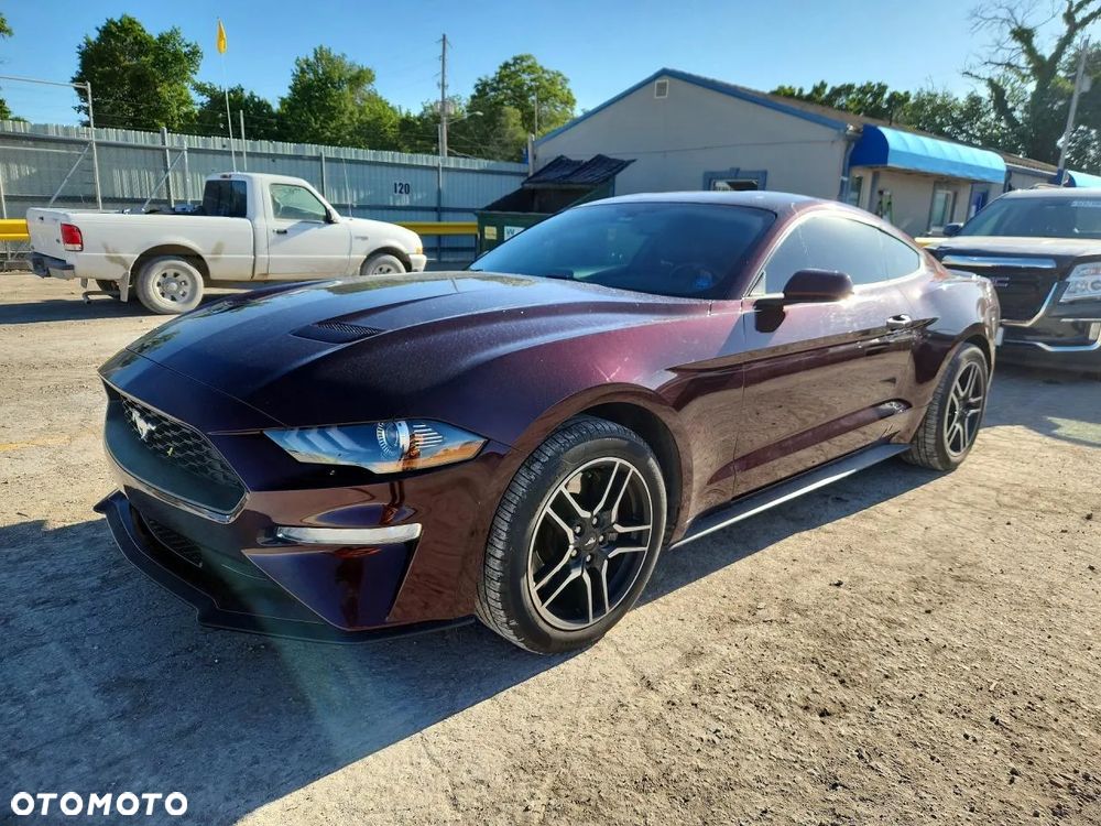 Ford Mustang - 2