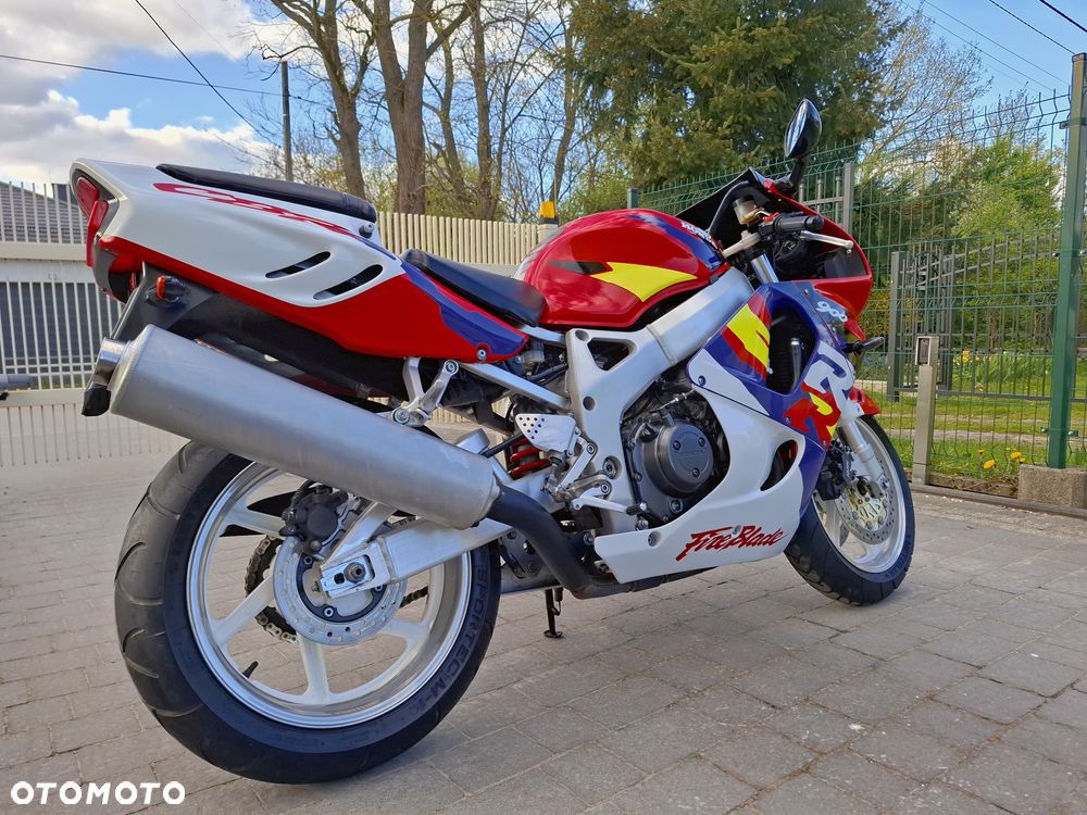 Honda CBR - 19