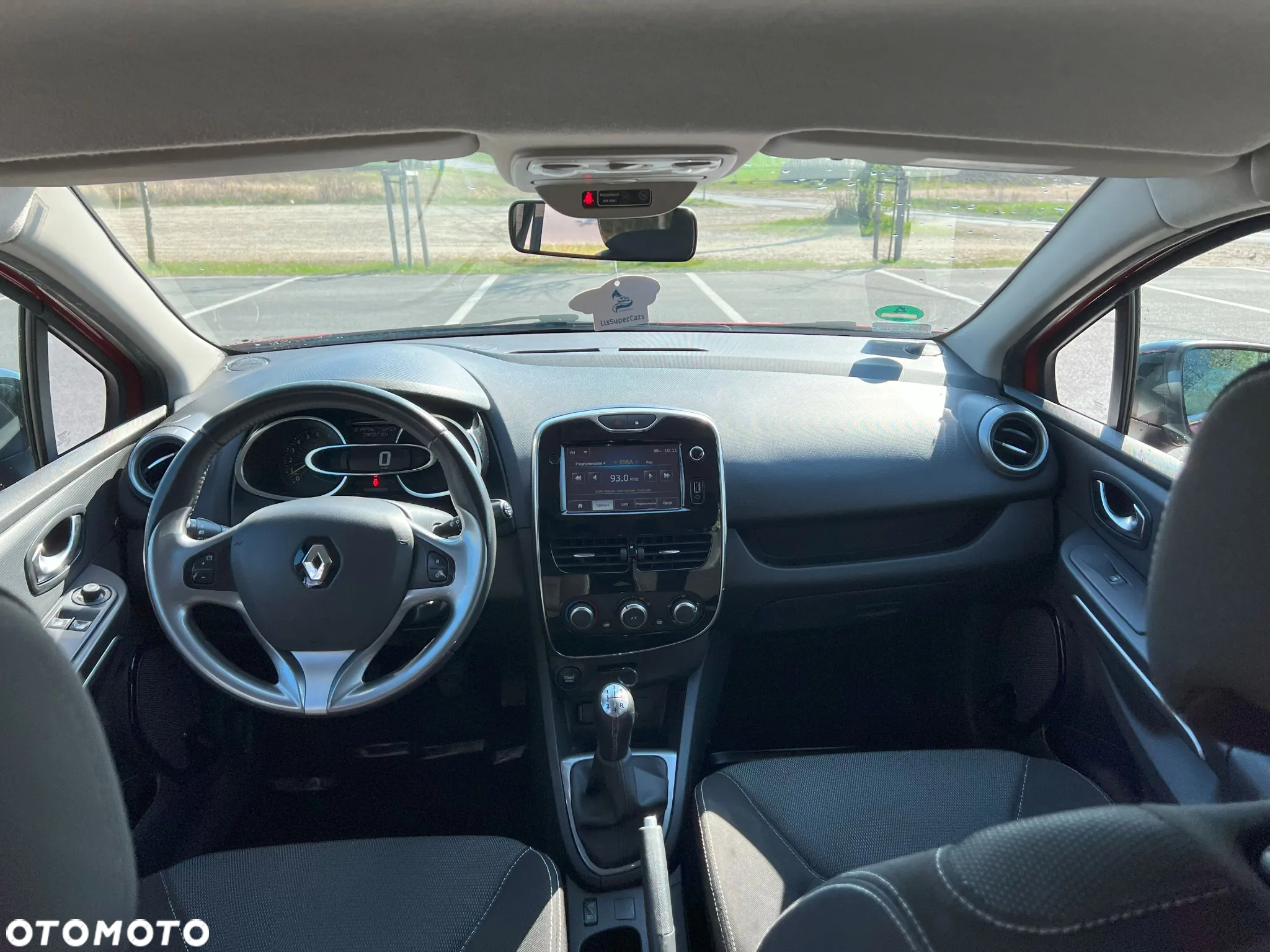 Renault Clio - 12