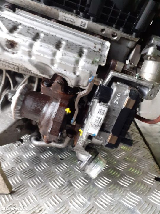 Motor BMW 318d 118d 143cv Ref: N47D20C (2010) - 4