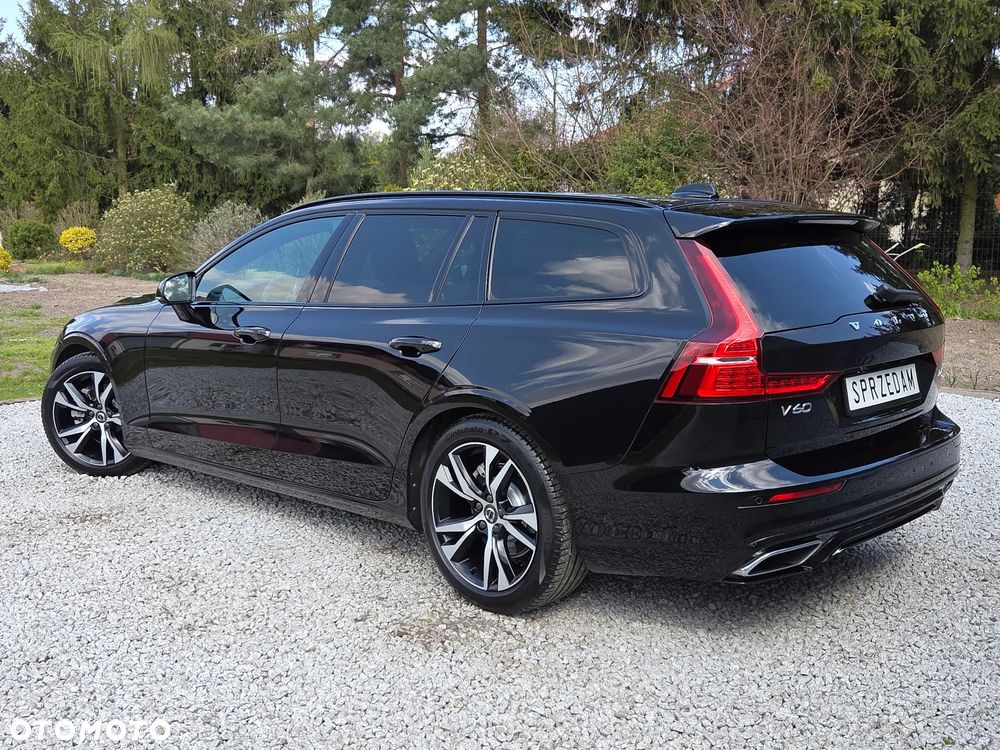 Volvo V60 D4 Geartronic R-Design - 6