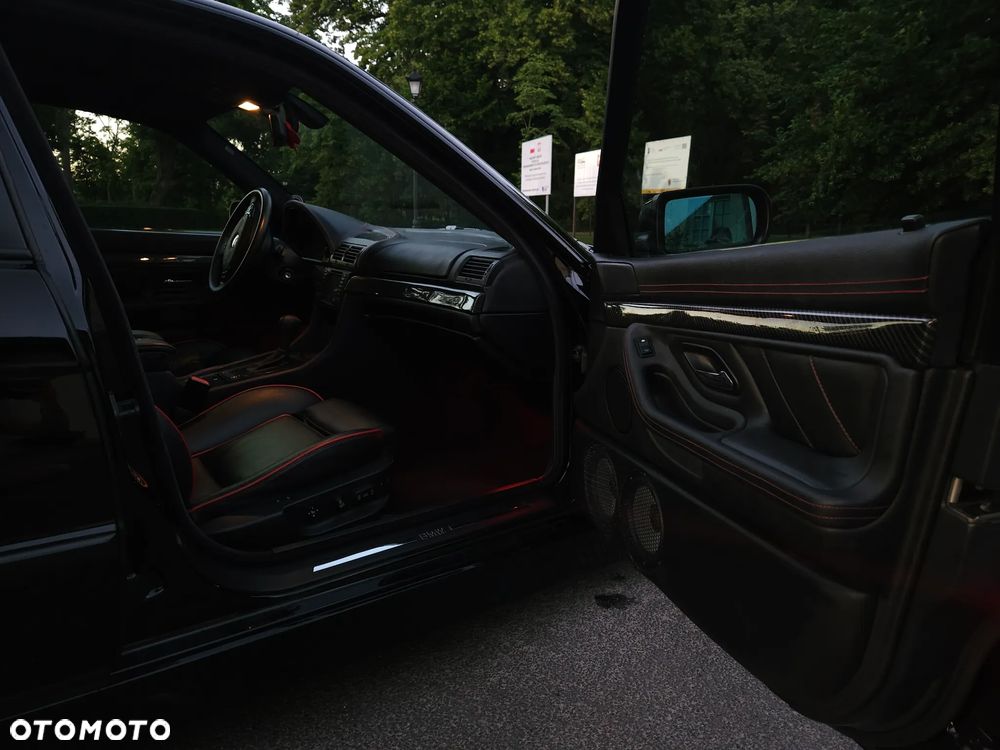 BMW Seria 7 740i - 12
