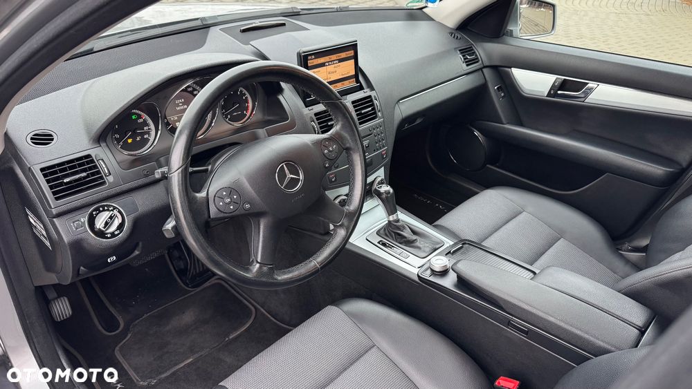 Mercedes-Benz Klasa C 180 Kompressor Automatik Avantgarde - 15