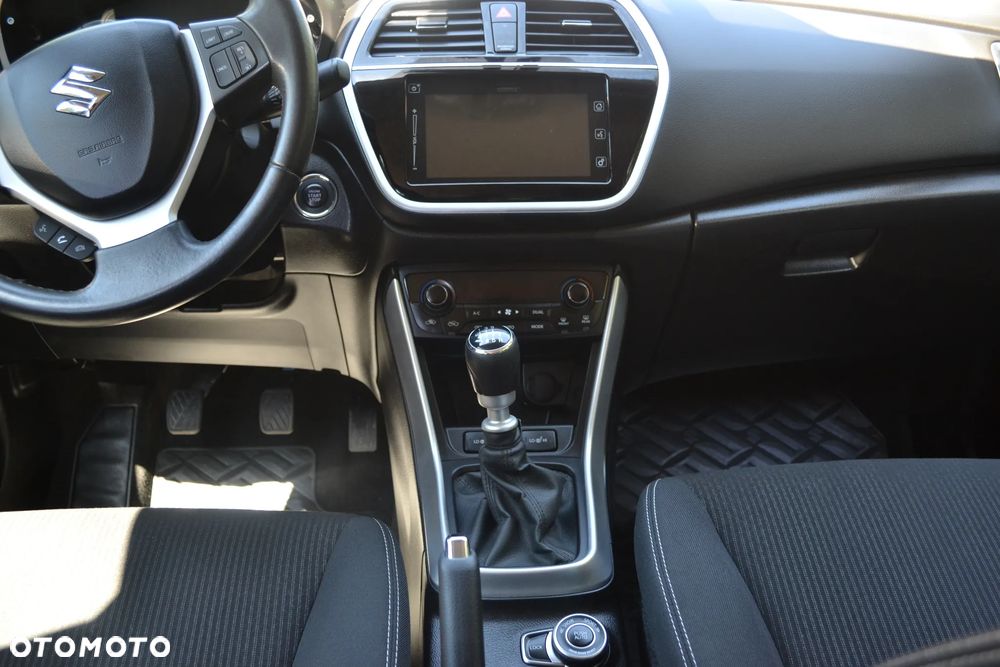 Suzuki SX4 S-Cross 1.4 Boosterjet Allgrip Comfort+ - 11