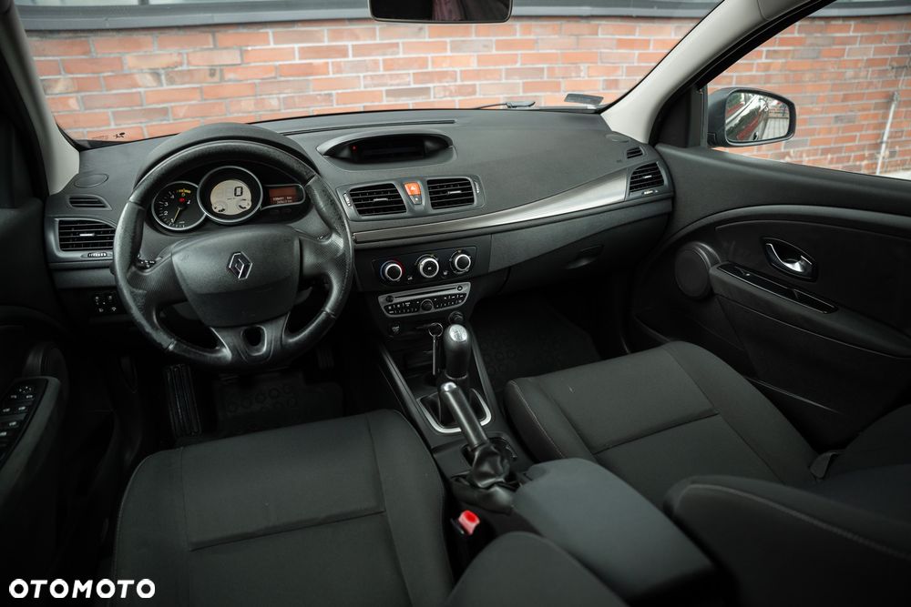 Renault Megane 1.5 dCi Expression - 27