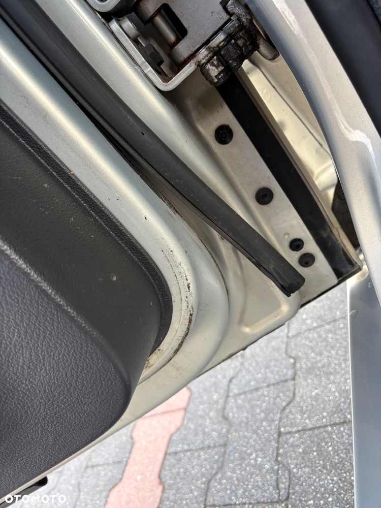 Volkswagen Golf Plus 1.2 TSI MATCH - 27