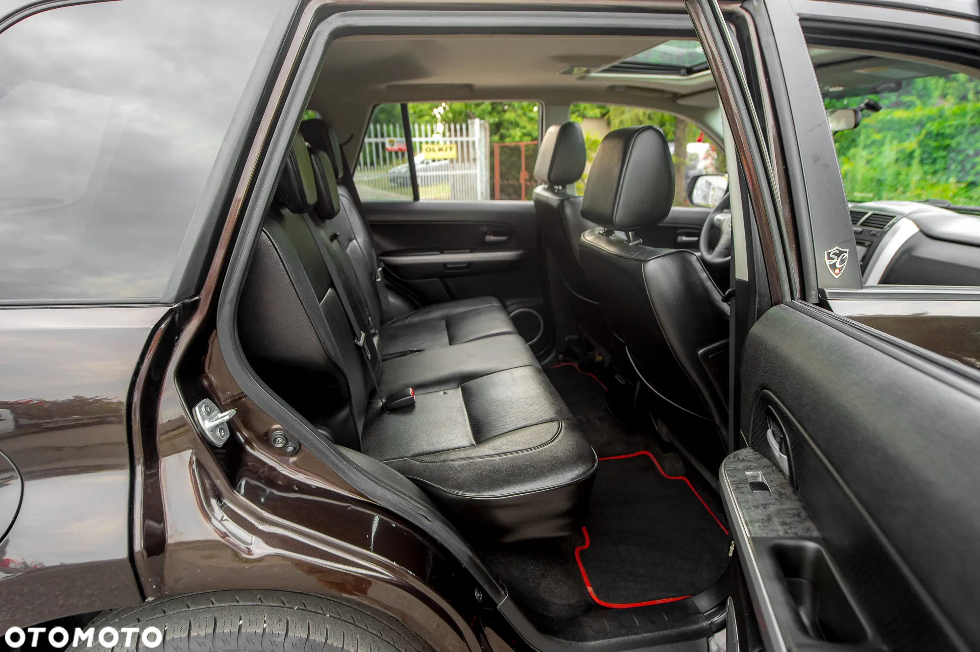 Suzuki Grand Vitara - 32