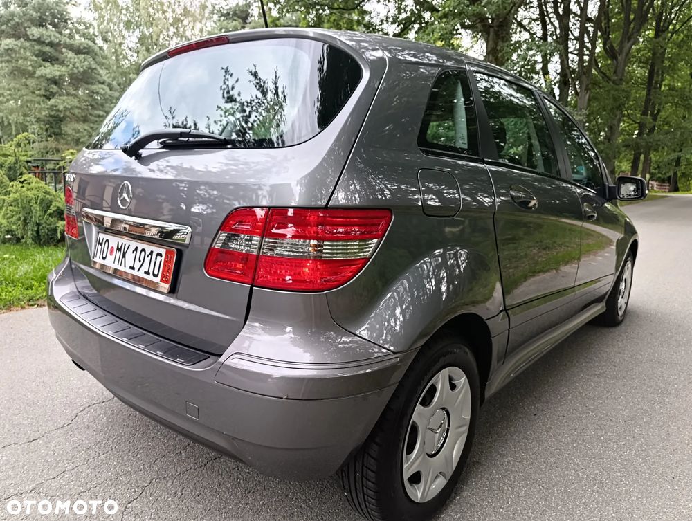 Mercedes-Benz Klasa B 160 BlueEFFICIENCY SPORT EDITION - 34