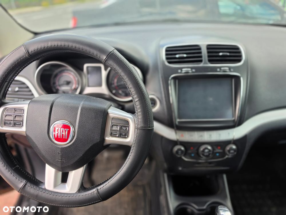 Fiat Freemont 2.0 Multijet Black Code AWD - 16