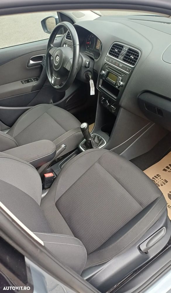 Volkswagen Polo 1.2 Comfortline - 6