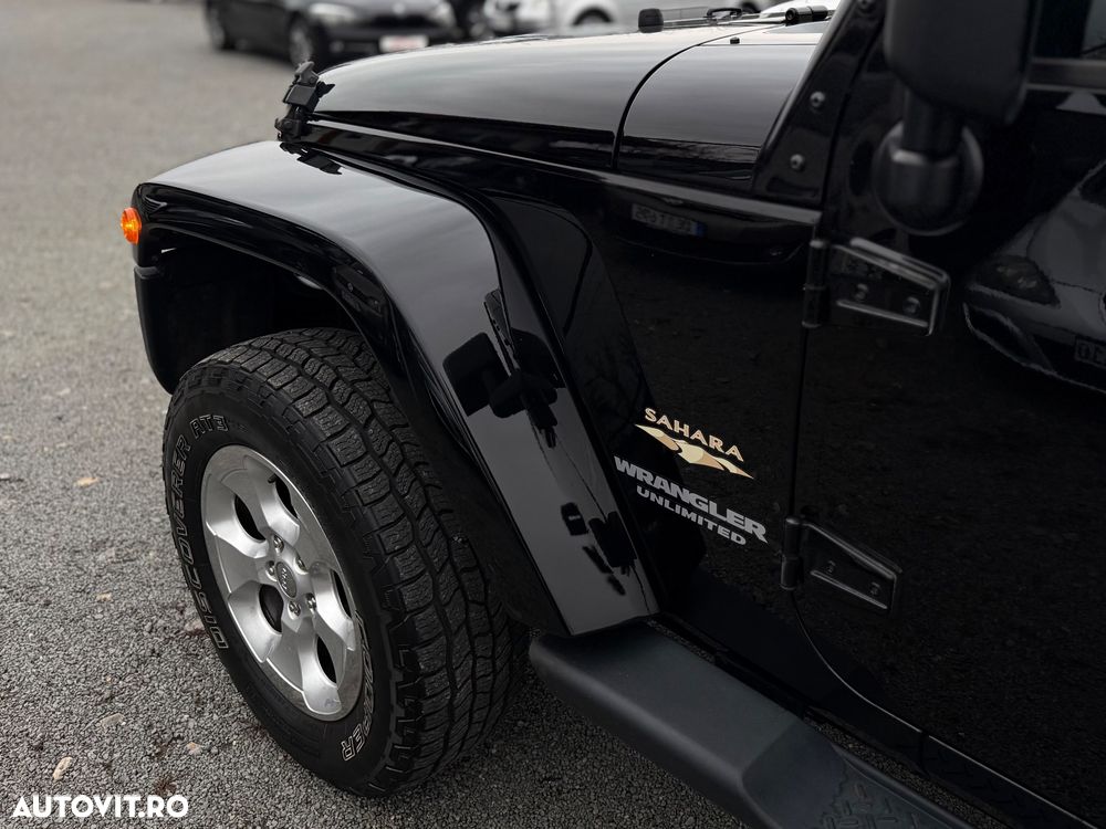 Jeep Wrangler Unlimited Hard-Top 2.8 CRD DPF Automatik Sahara - 14