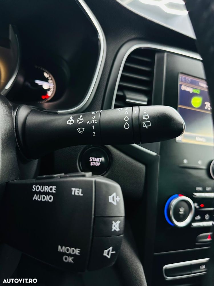 Renault Megane ENERGY TCe 130 LIMITED - 27