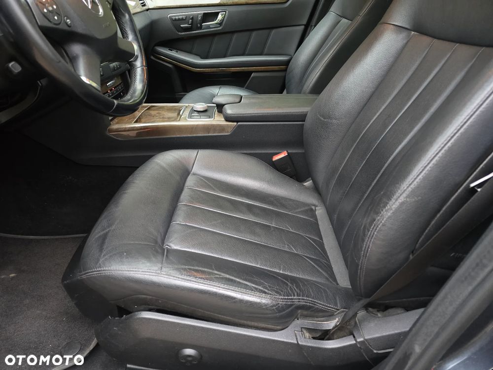 Mercedes-Benz Klasa E 350 CDI DPF BlueEFFICIENCY 7G-TRONIC Elegance - 20