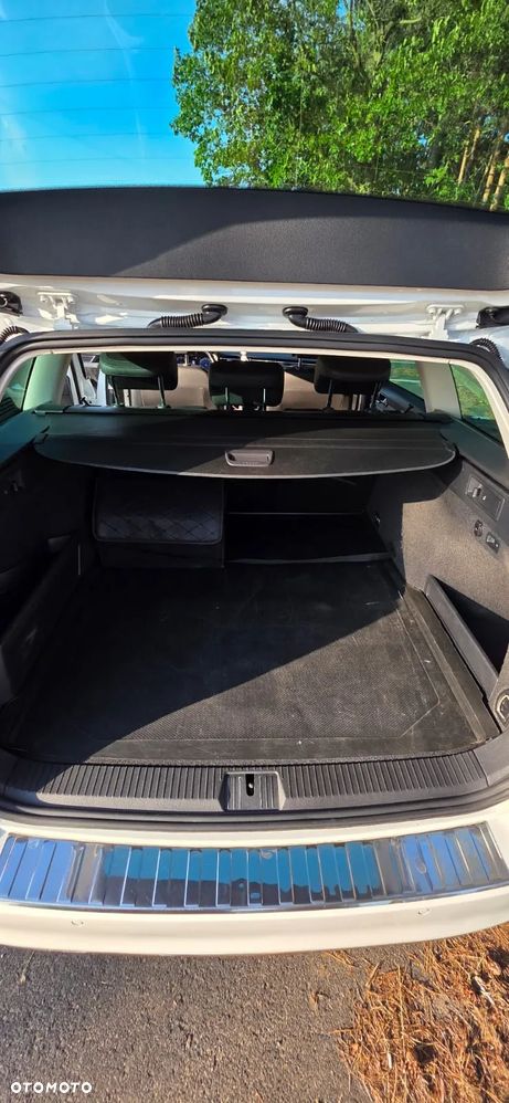 Volkswagen Passat - 31