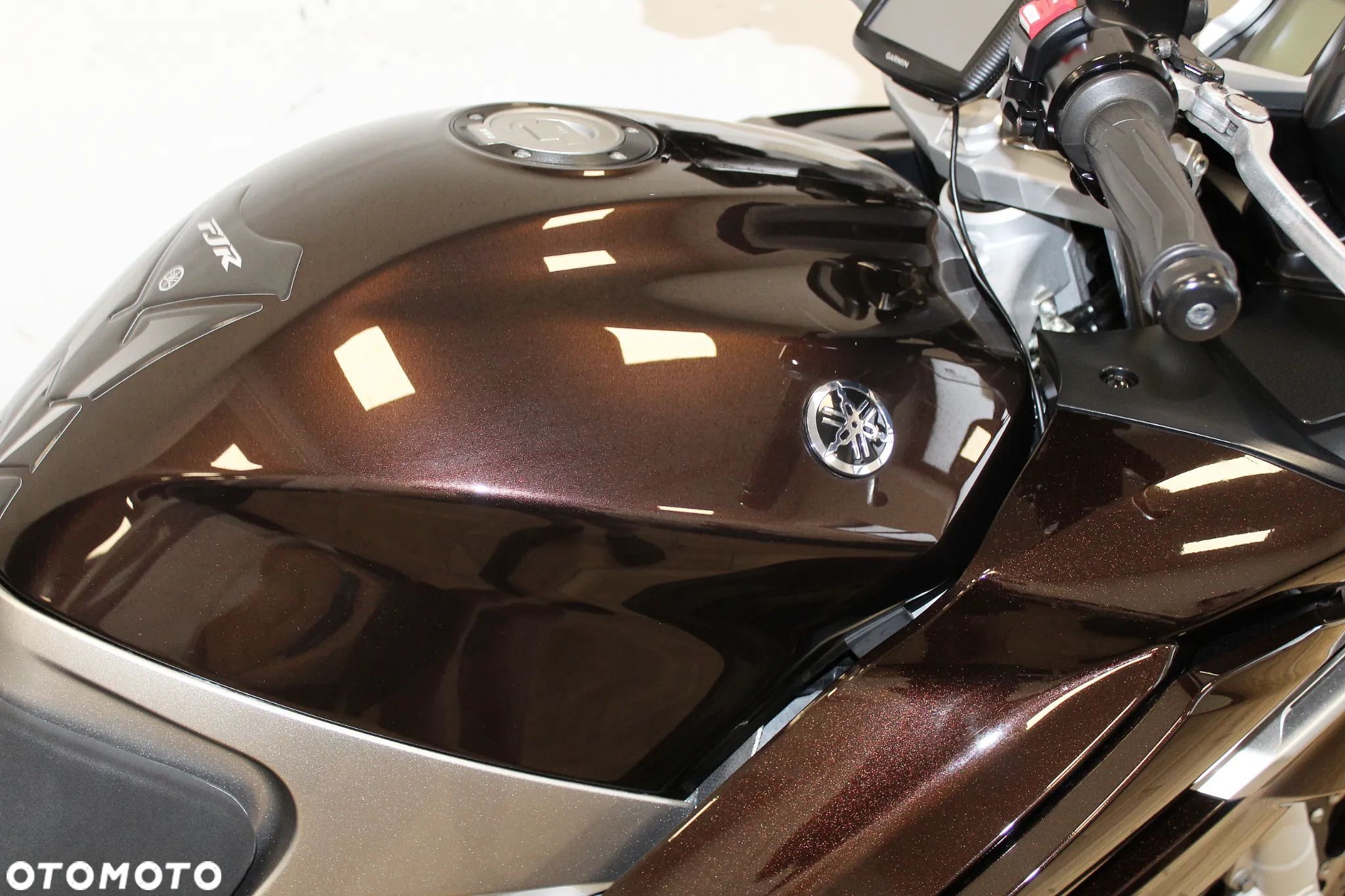 Yamaha FJR - 8