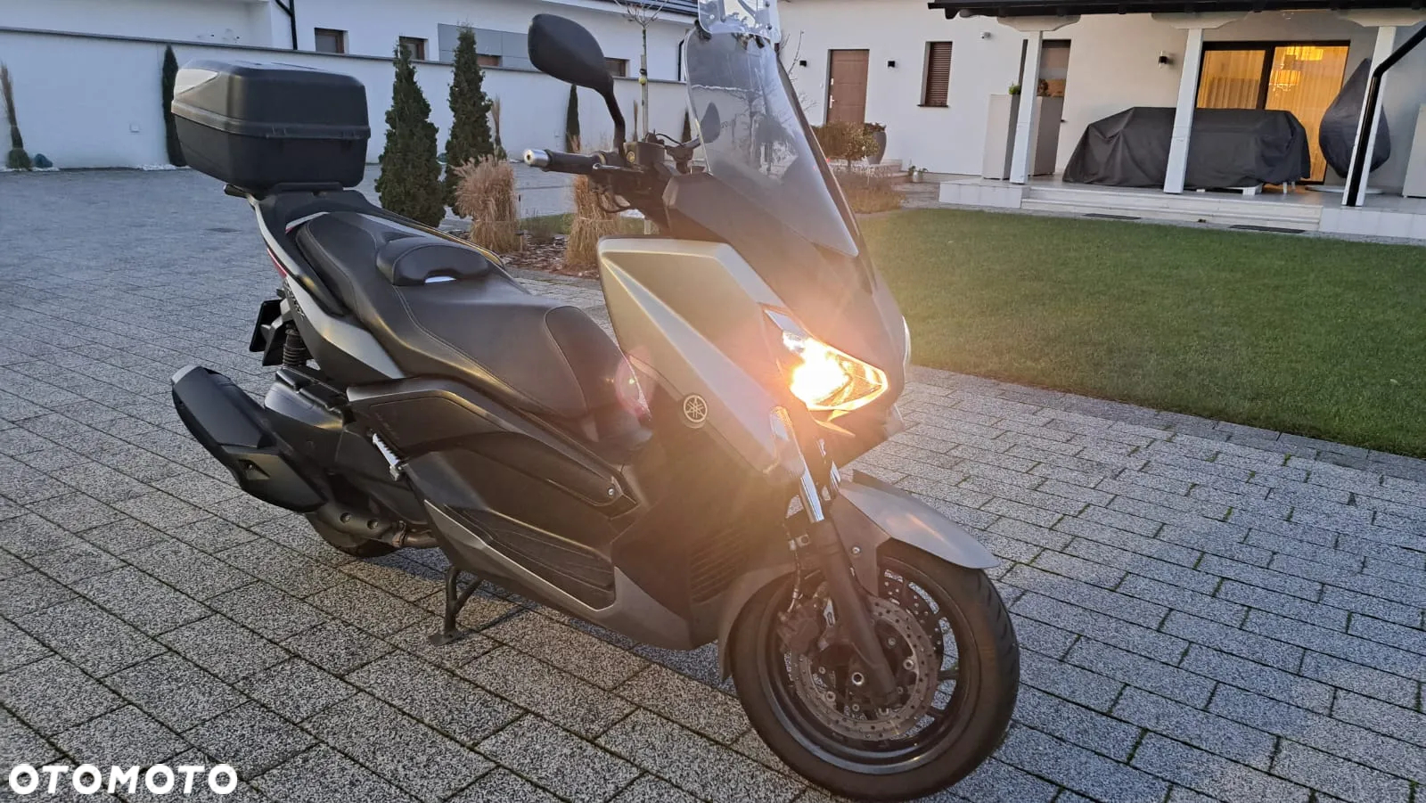 Yamaha X-max - 3