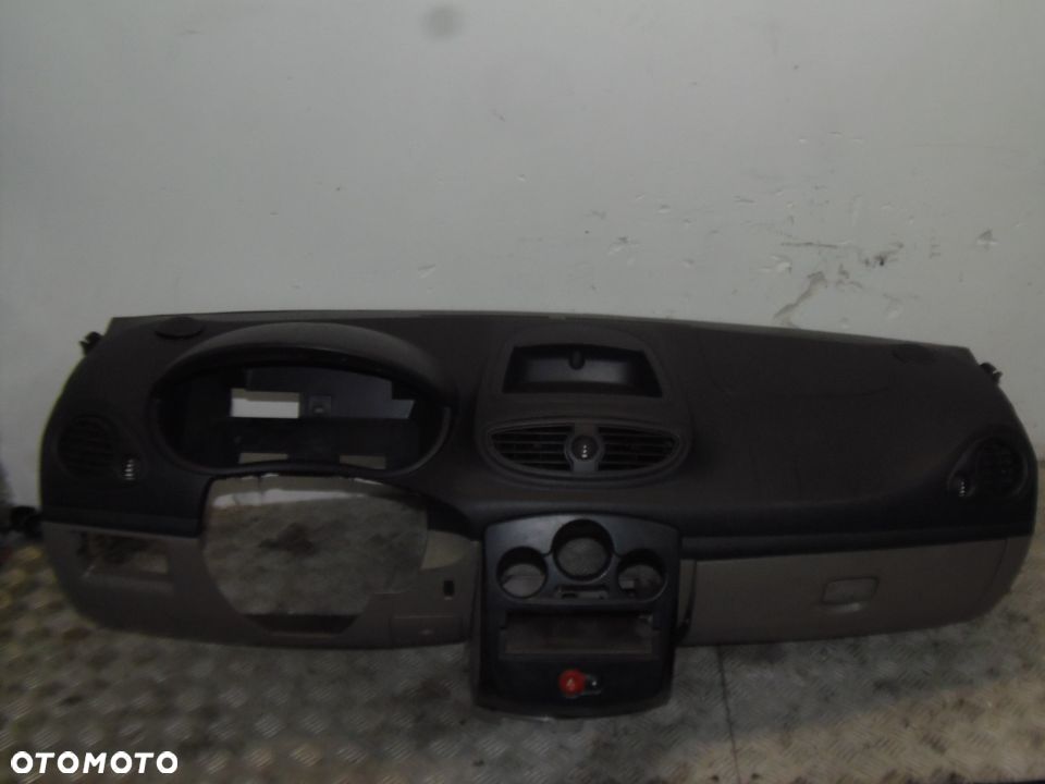 RENAULT CLIO III DESKA ROZDZIELCZA KOKPIT KONSOLA - 4