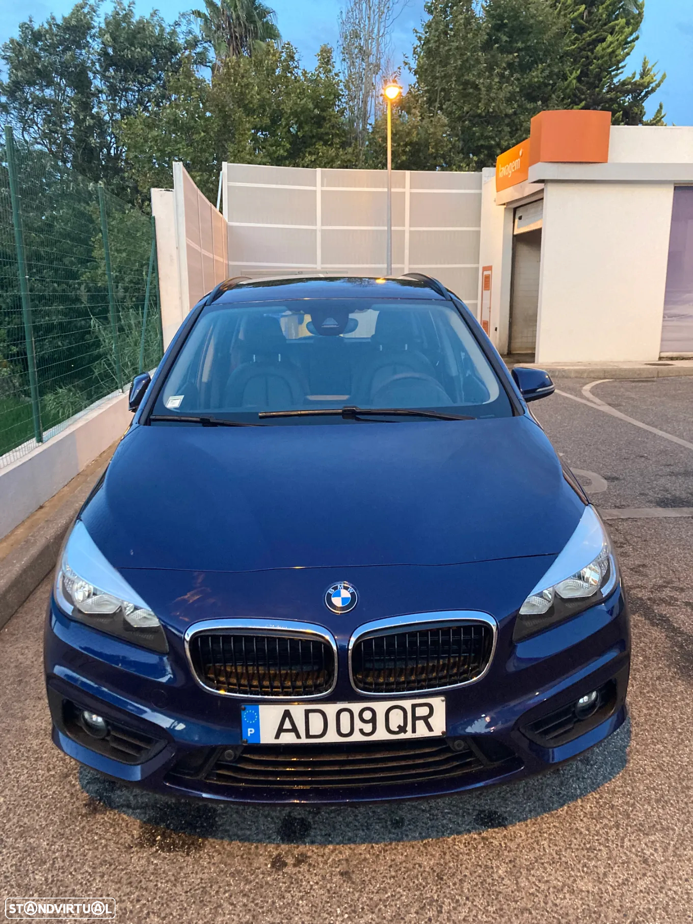 BMW 216 Gran Tourer d - 2